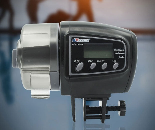 Revolutionize Your Fish Feeding Routine with the Digital Automatic Aquarium Fish Feeder